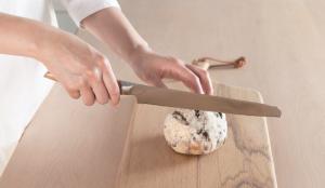 Les couteaux japonais et les mtiers de bouche  : la boulangerie