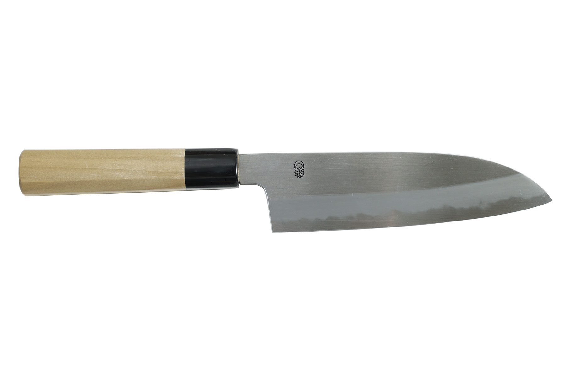Couteau japonais artisanal Sakai Kikumori Kikuzuki Kasumi - Couteau santoku 18 cm