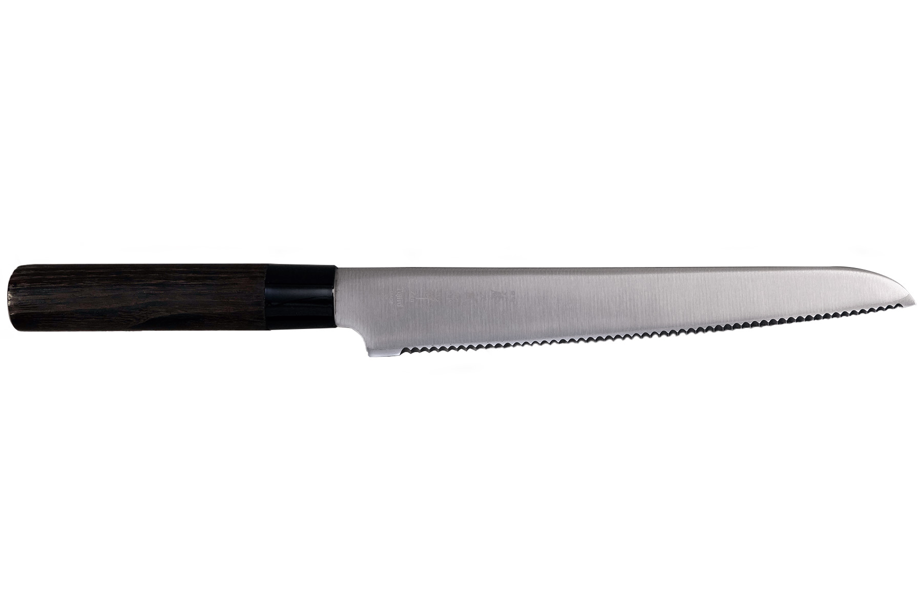Couteau japonais Tojiro Zen Black - couteau à pain 24 cm