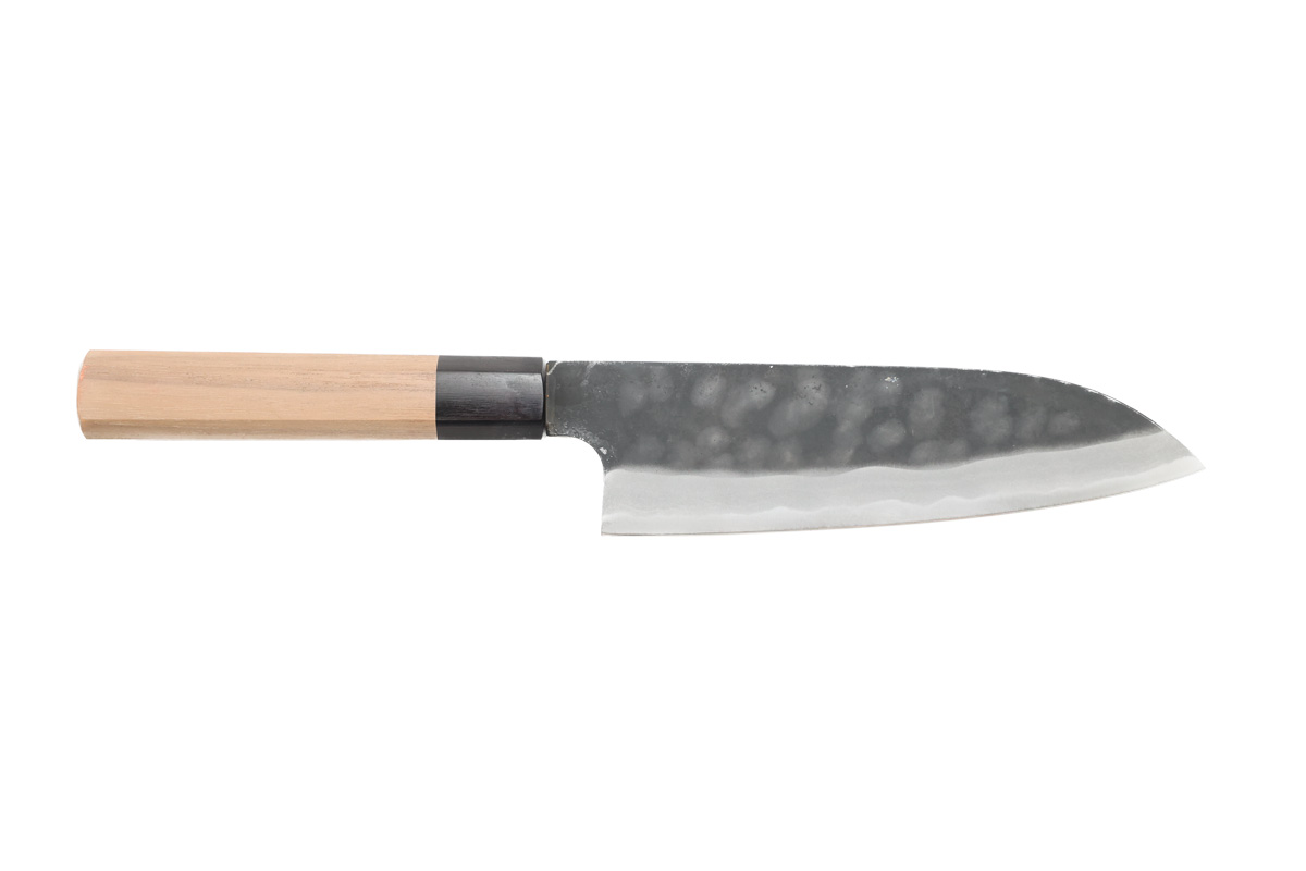 Couteau japonais artisanal Shiro Kamo brut de forge - Couteau santoku 16,5 cm