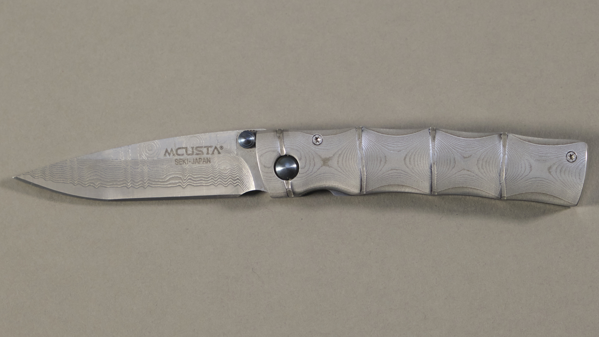 Couteau japonais Mcusta Take - manche 9,5 cm acier VG-10 damas inox 66 couches