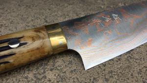 Couteau artisanal "Rainbow Damascus" de Takeshi Saji - Gyuto 210 mm