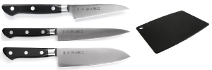 SET DE 3 COUTEAUX JAPONAIS TOJIRO DP SERIE ET PLANCHE "FORME JAPONAISE"
