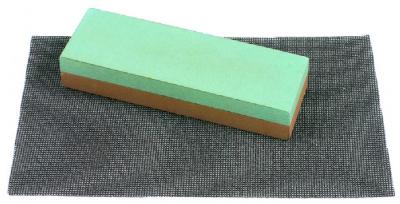 Tapis de surfaçage pour pierre à affûter