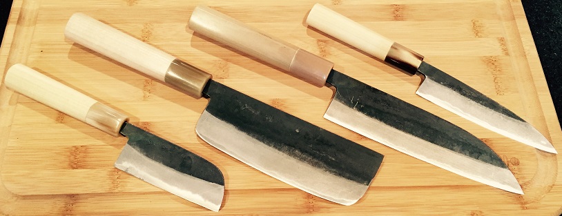 Couteaux en acier carbone Kuro Ochi