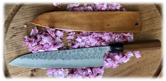 Couteau japonais artisanal de Hiroshi Kato - gyuto 24 cm - SG2/Tsuchime