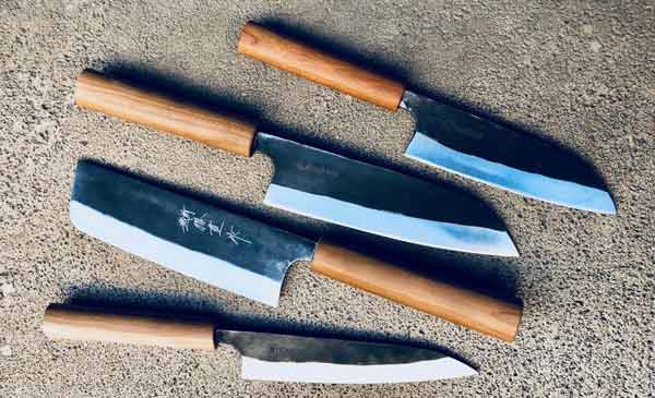 Aiguisage des couteaux artisanaux japonais Kasumi Black Forged