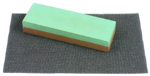 Tapis de surfaçage pour pierre à affûter
