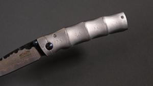 Couteau japonais pliant Mcusta modèle "Take" Mokumé collaboration Maxknives - série limitée