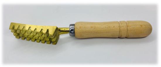 Écailleur japonais traditionnel