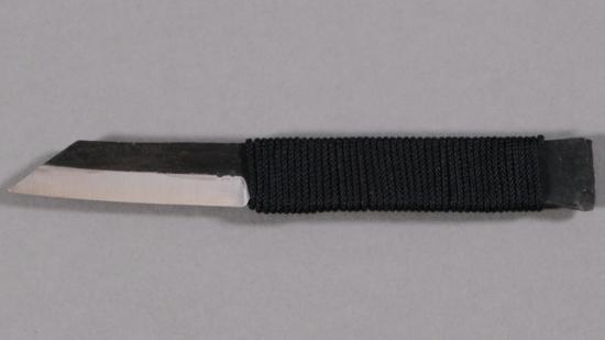Couteau fixe japonais type "higonokami" avec paracorde
