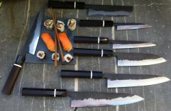 OFFRE SUR GAMME DE COUTEAUX JAPONAIS ARTISANAUX TOJIRO HANDMADE SHIROGAMI