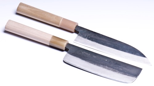 Coffret de 2 couteaux artisanaux japonais Kuro Ochi