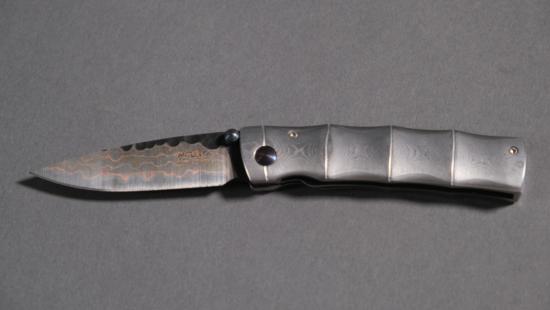 Couteau japonais pliant Mcusta modèle "Take" Mokumé collaboration Maxknives - série limitée