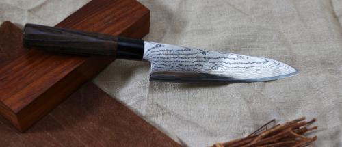 Couteau japonais Tojiro Shippu Black